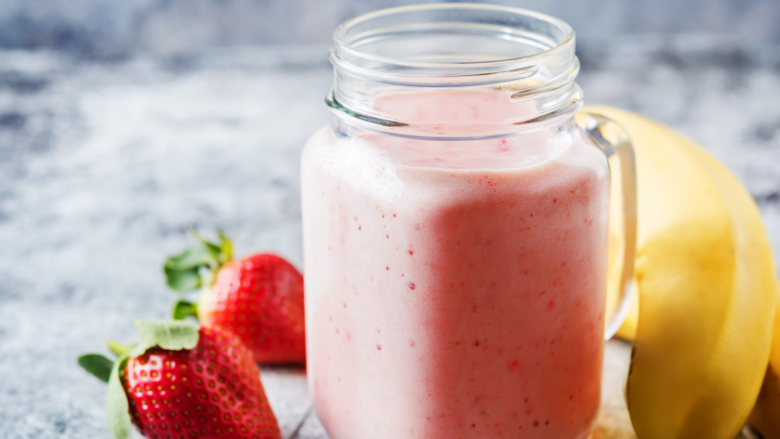 Strawberry Avocado Lime Smoothie - A Cinco De Mayo Special